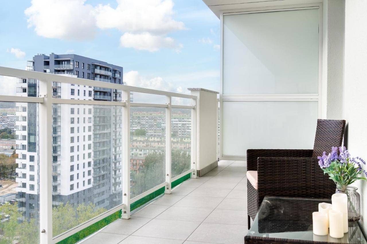 Elite Marine Cztery Oceany Apartament *